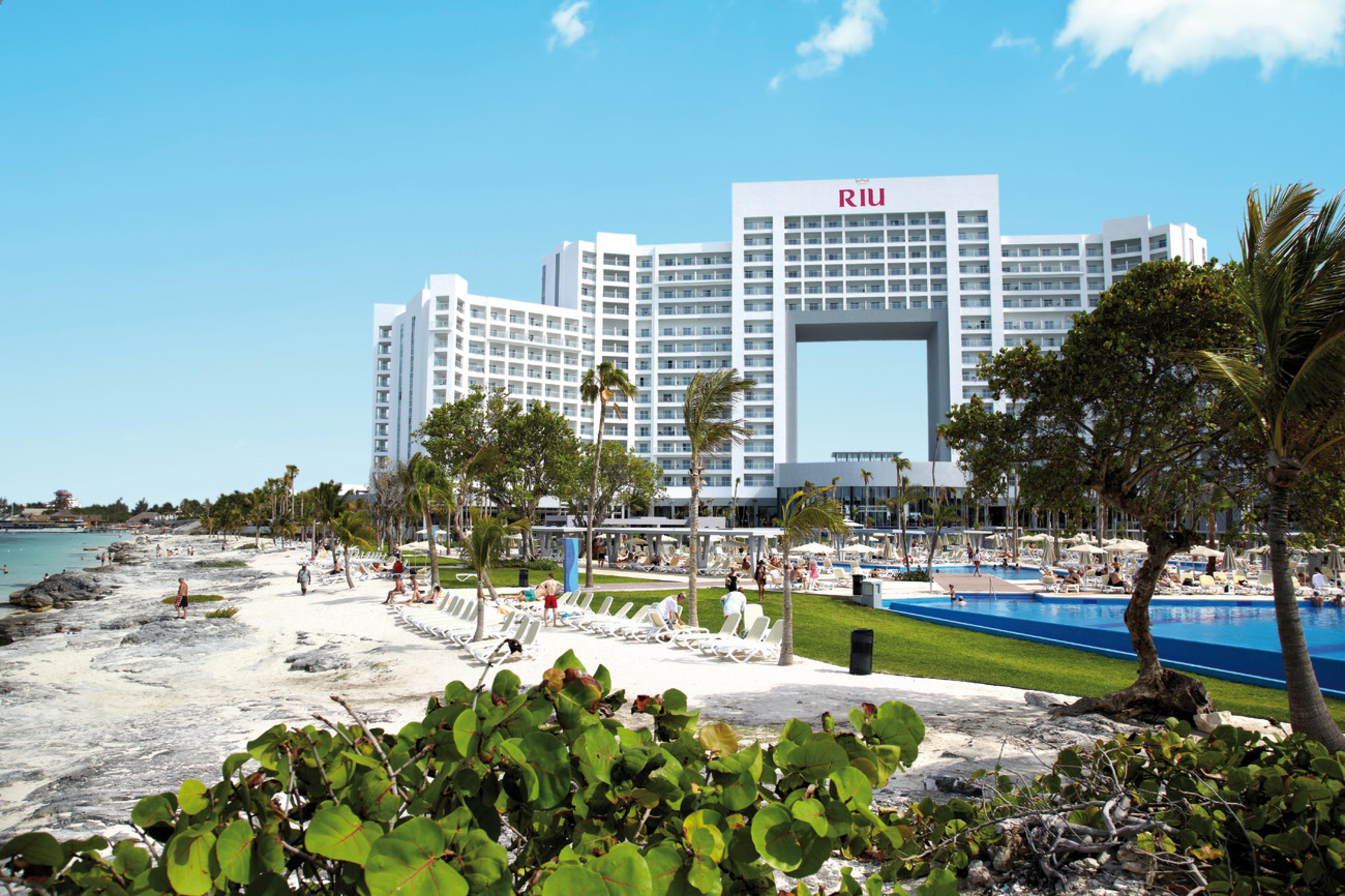 Hotel Riu Palace Peninsula Cancún Exterior foto